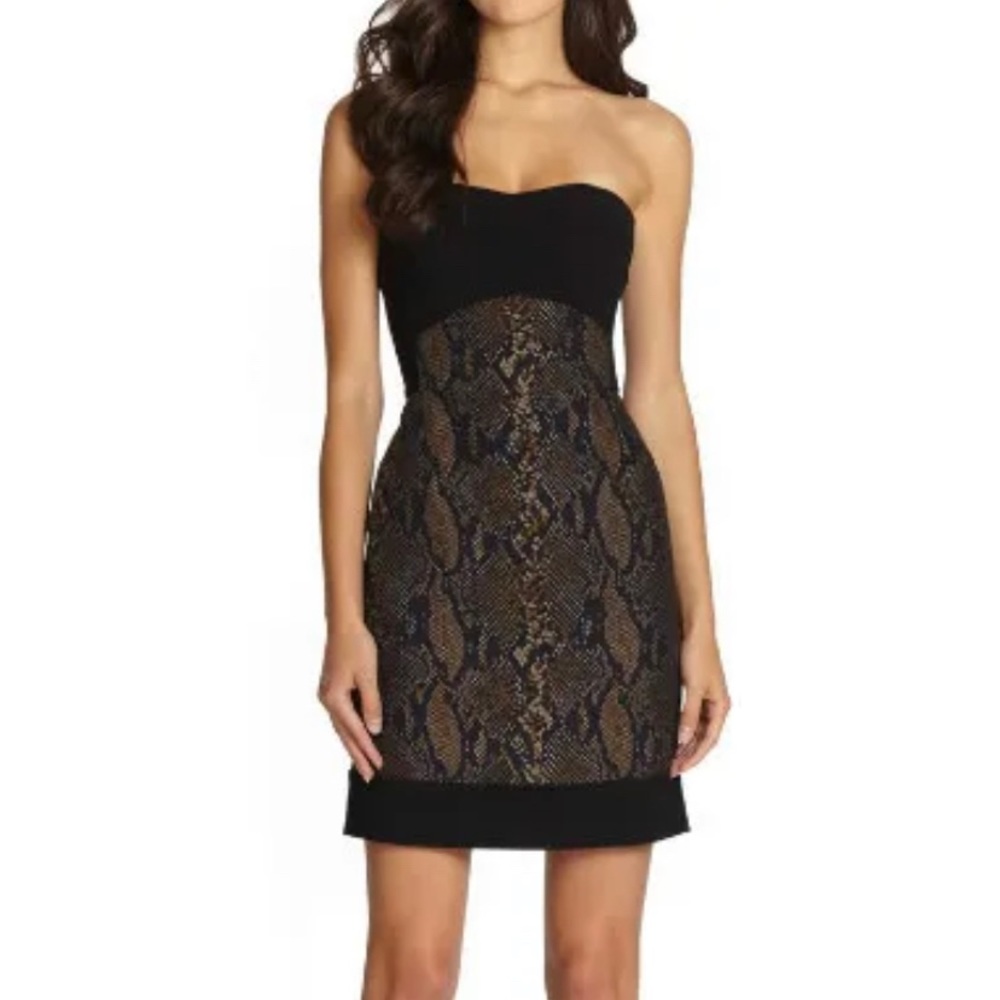 Cocktail dress - Diane Von Furstenburg Size 4 dress.